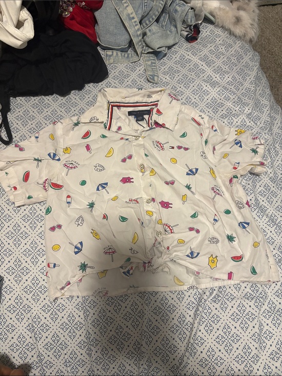 Tommy Hilfiger Other - Tommy Hilfiger White Cropped Button-Up Shirt with Multicolor Summer Print